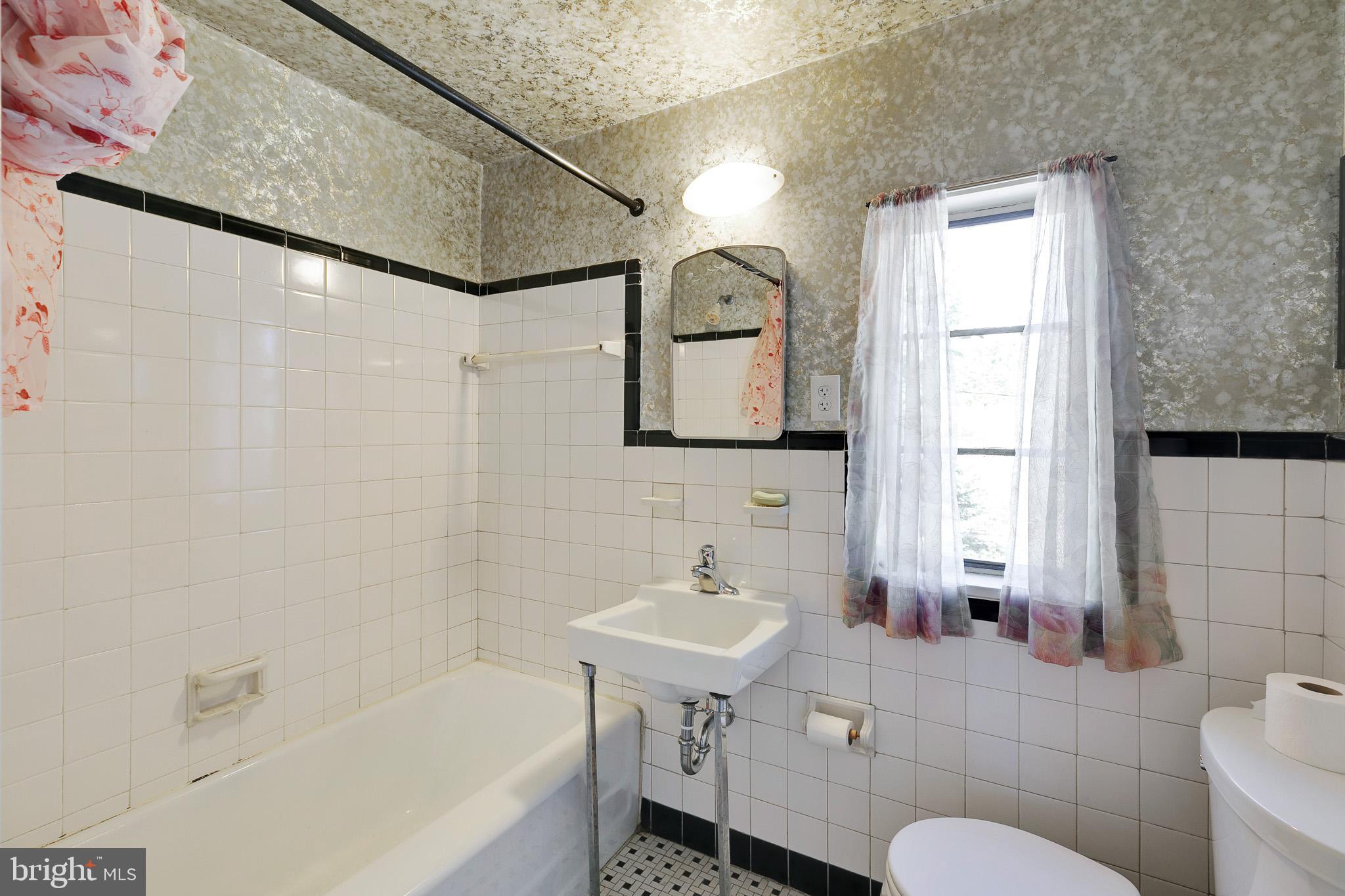 409 Bell Avenue Springfield, PA 19064 - Photo 28 of 43