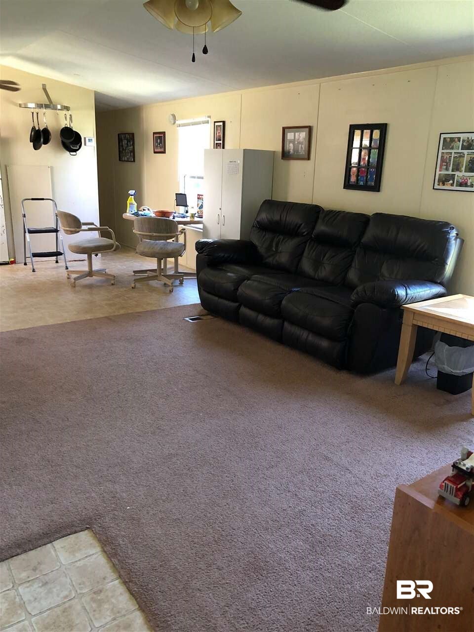 16841 Lea Circle Fairhope, AL 36532 - Photo 4 of 19 Living Room