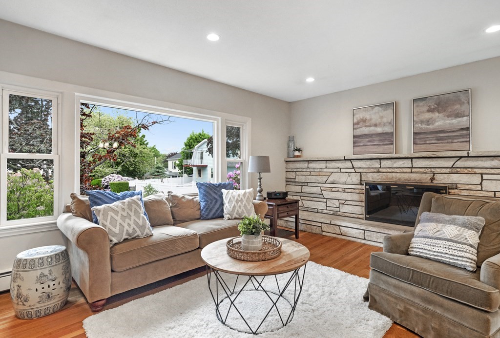 6 Arlyn Road Marblehead, MA 01945 - Photo 4 of 26