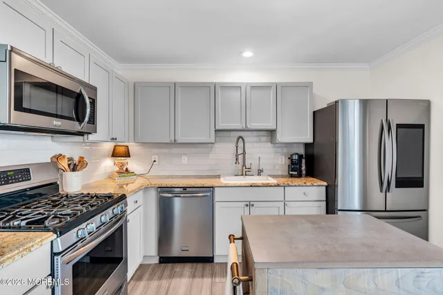 $649,000 | 275 Tennis Court, Wall, NJ 07719