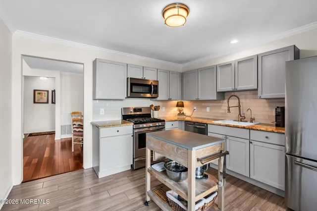 $649,000 | 275 Tennis Court, Wall, NJ 07719