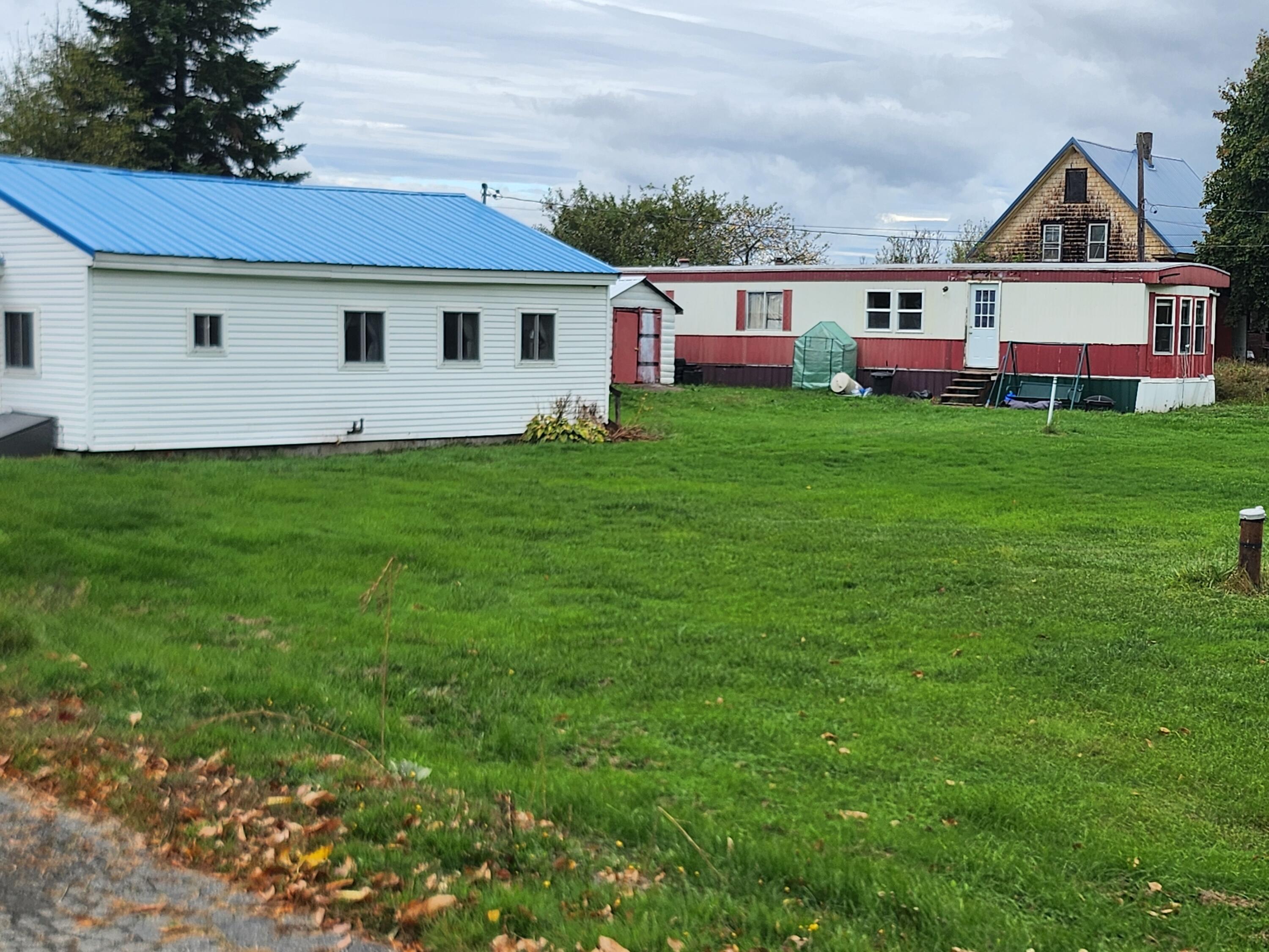 154 Main Street Palmyra, ME 04965 - Photo 3 of 32