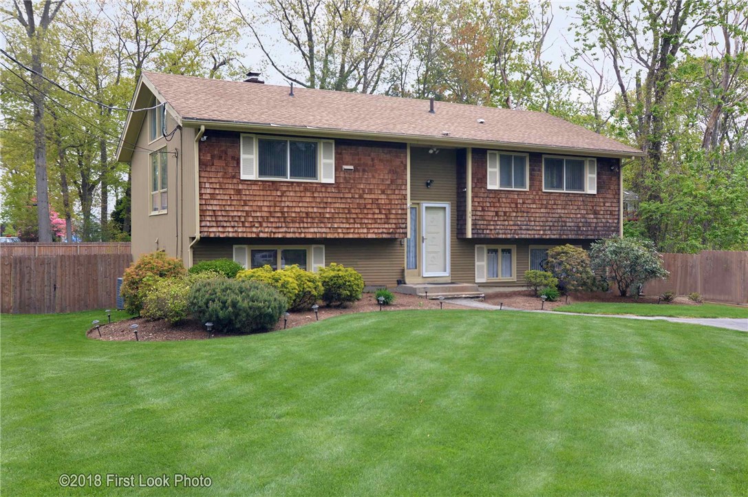44 Bagley Road Warwick, RI 02888 - Photo 1 of 30