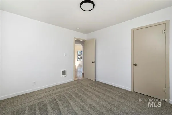 $309,900 | 107 East Montana Avenue, Homedale, ID 83628