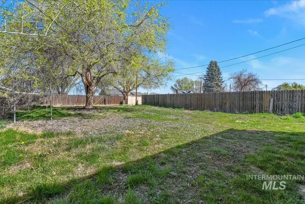 $309,900 | 107 East Montana Avenue, Homedale, ID 83628