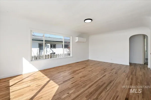 $310,000 | 107 East Montana Avenue, Homedale, ID 83628