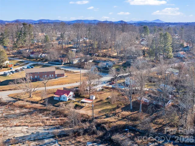 $85,000 | 1905 Old Spartanburg Road, Hendersonville, NC 28792