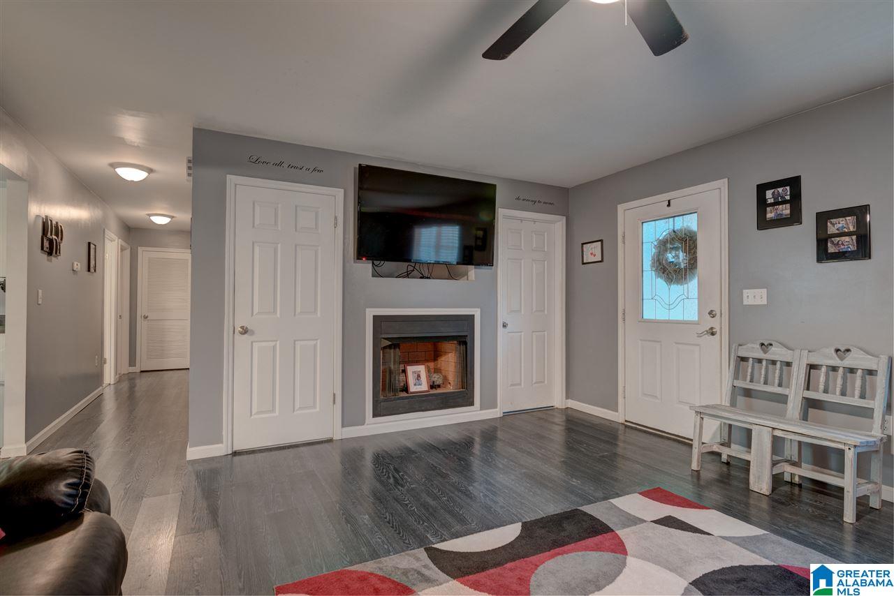 297 Allinder Road Warrior, AL 35180 - Photo 3 of 20