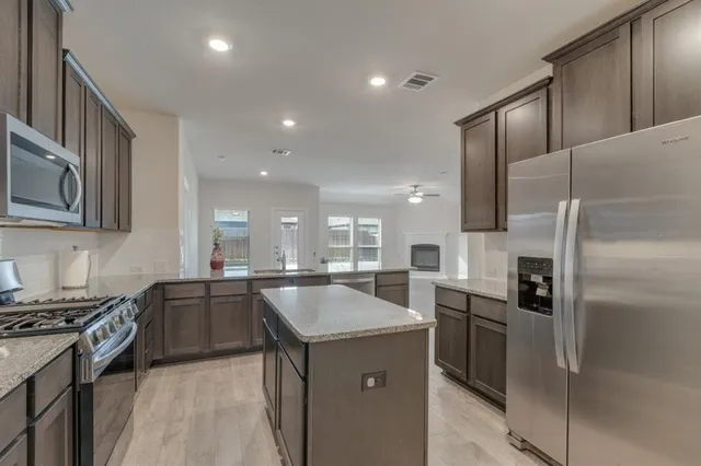 $2,200 | 3017 Cobalt Drive, Aubrey, TX 76227