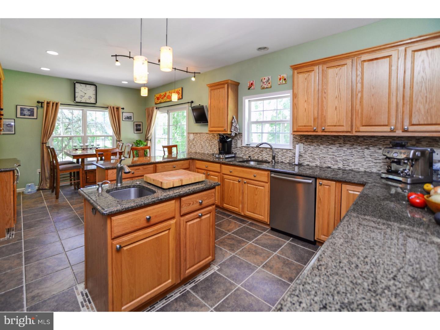 12 Ridgeview Road Delran, NJ 08075 - Photo 8 of 25 Gallery Image 8
