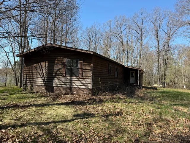 $300,000 | 1940 Soper Lake Lane, Holyoke, MN 55749