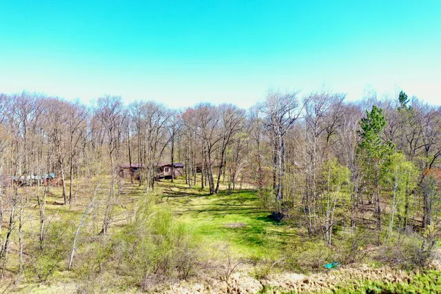 $300,000 | 1940 Soper Lake Lane, Holyoke, MN 55749