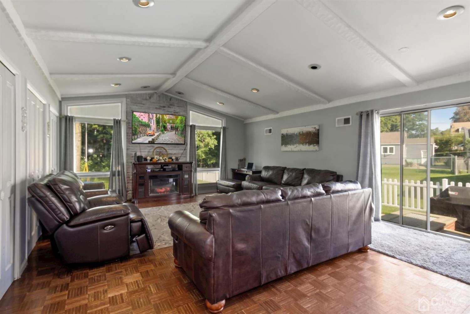 195 Valley View Road Hillside, NJ 07205 - Photo 1 of 29 Gallery Image 1