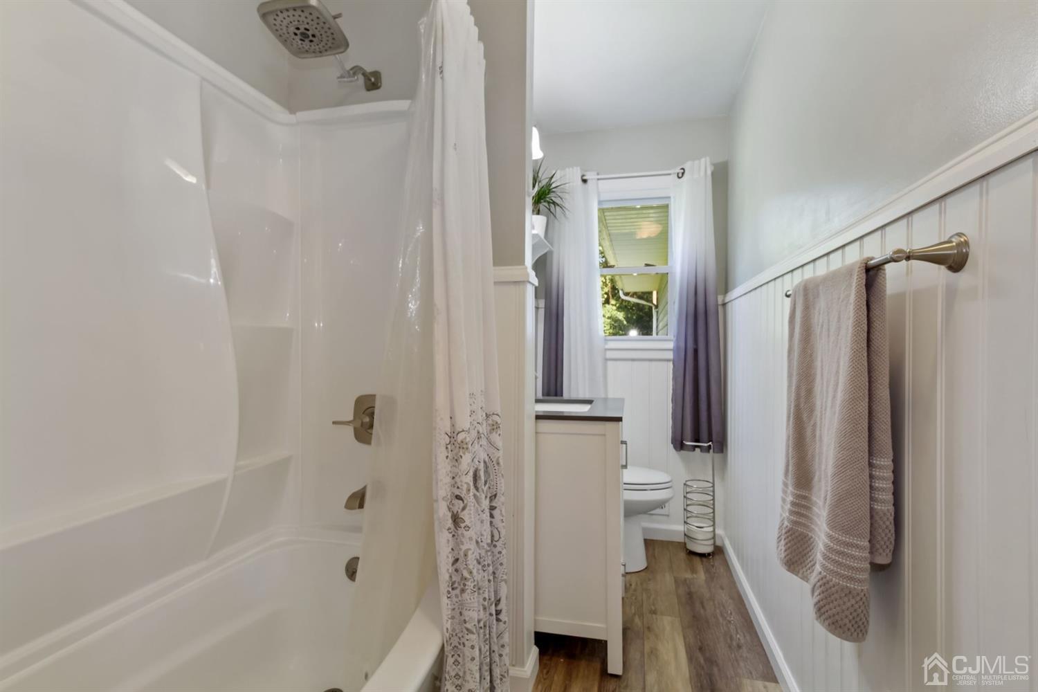 195 Valley View Road Hillside, NJ 07205 - Photo 20 of 29 Gallery Image 20