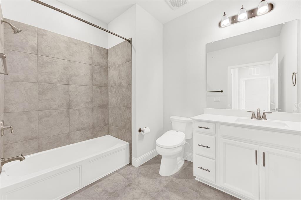 651 Watters Road, Unit 7406 Allen, TX 75013 - Photo 26 of 36 Secondary bathroom