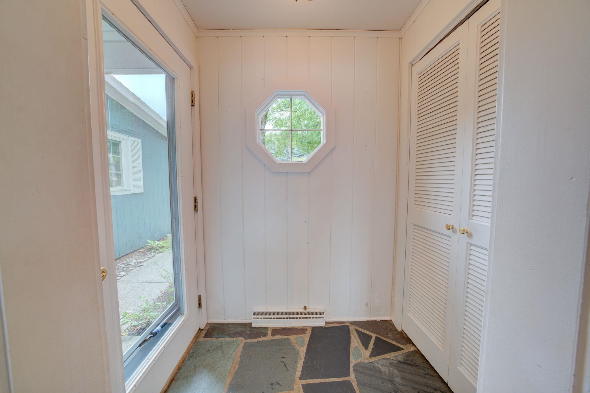 632 South Stony Point Road Suttons Bay, MI 49682 - Photo 4 of 62