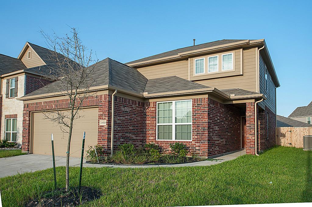 18519 Each Elm Way Houston, TX 77084 - Photo 2 of 23