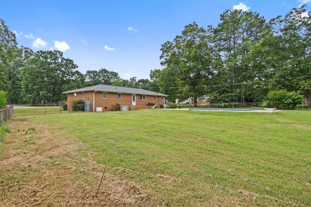 305 Abercrombie Road Anderson, SC 29626 - Photo 25 of 30