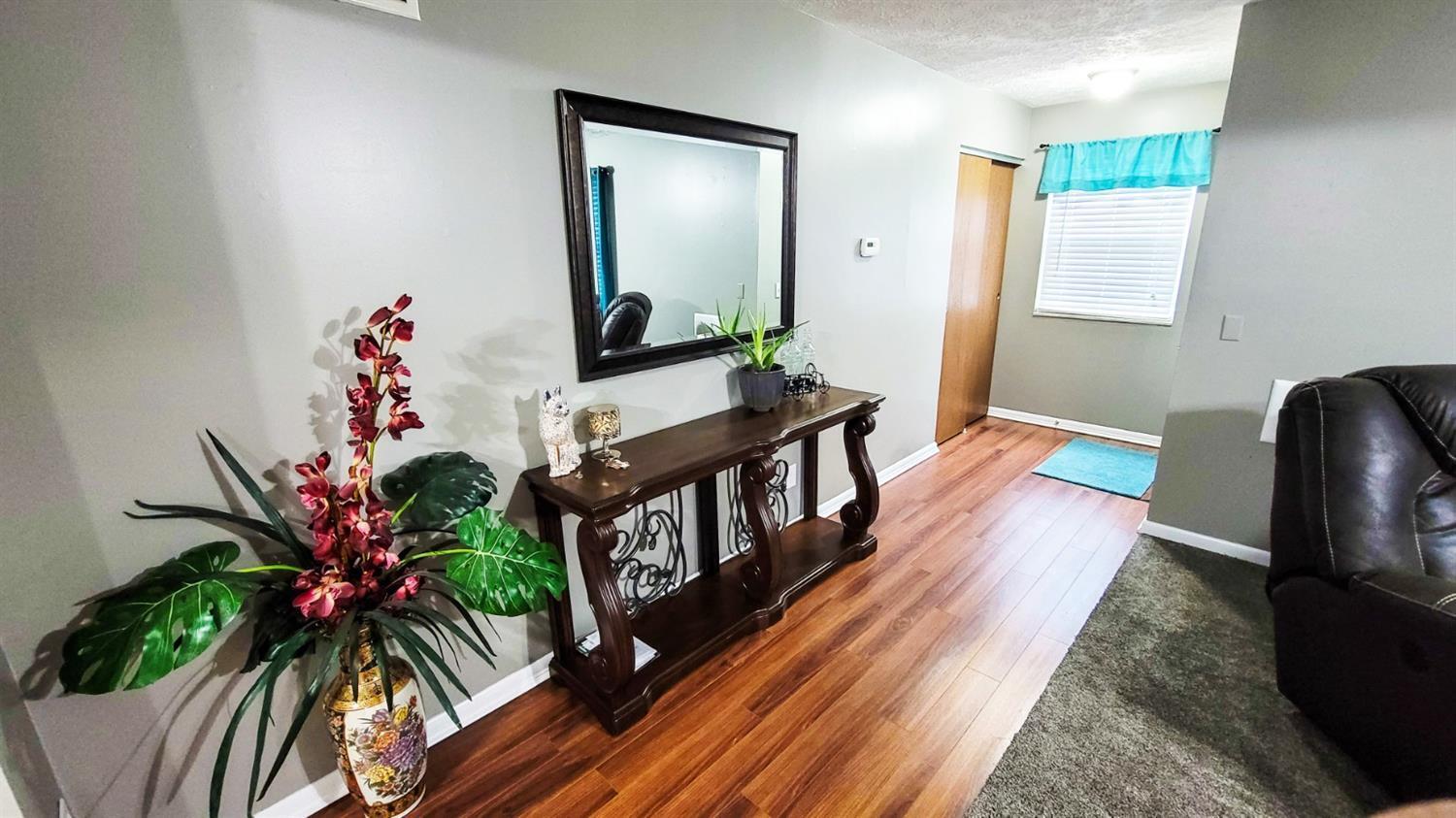 6716 River Road Cincinnati, OH 45233 - Photo 10 of 32 Gallery Image 10