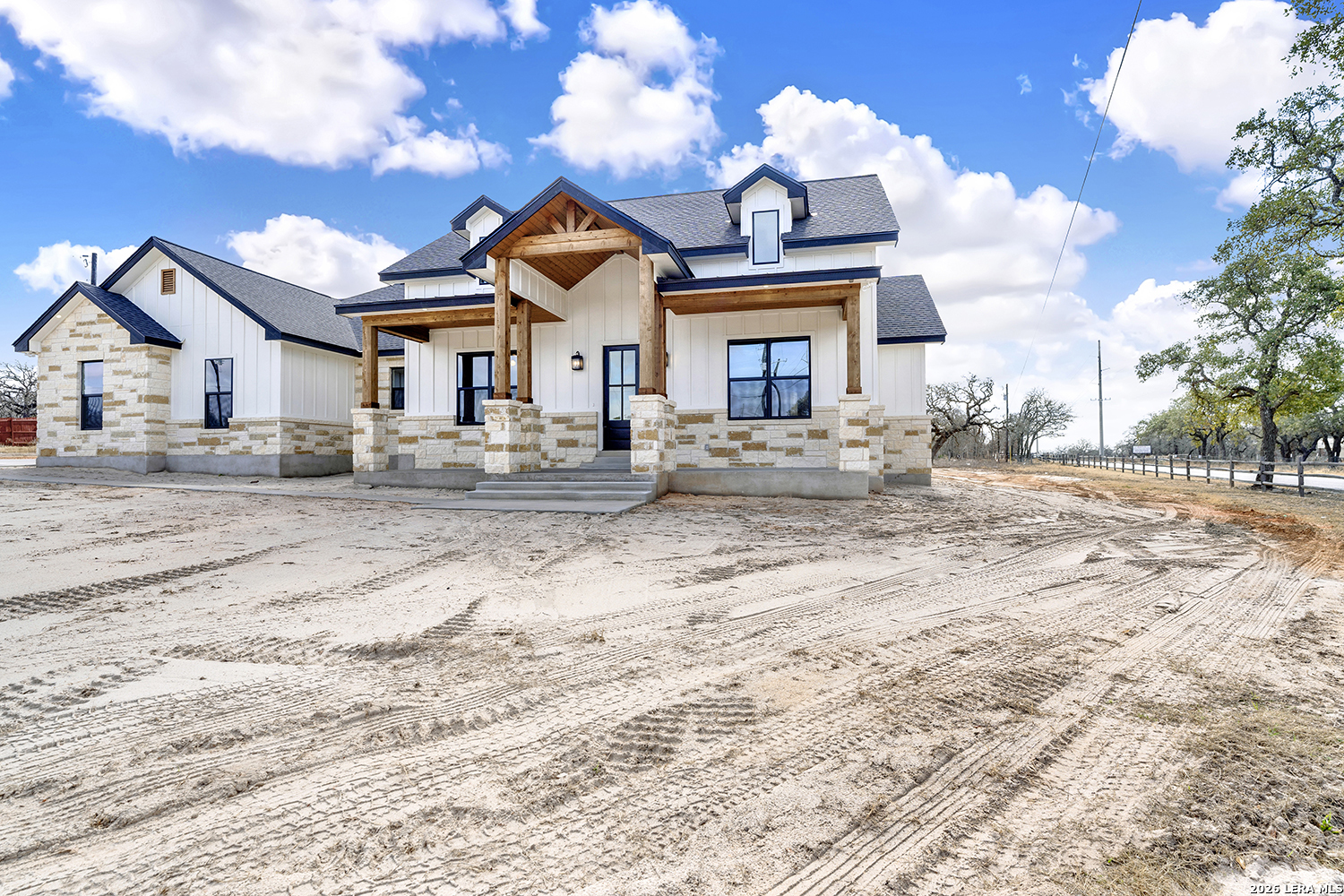 100 Hondo Ridge La Vernia, TX 78121 - Photo 6 of 45