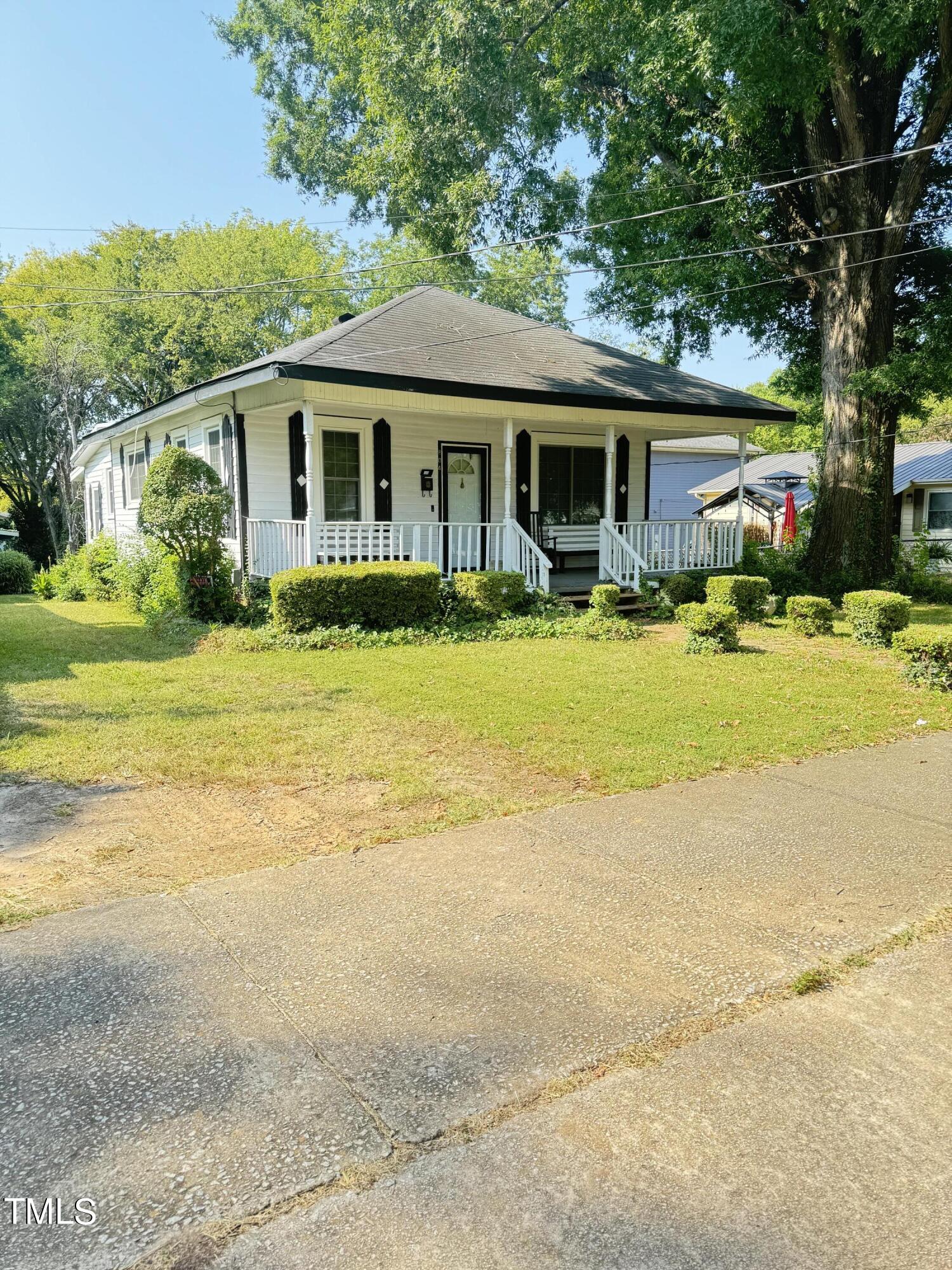 804 Cotton Place Raleigh, NC 27601 - Photo 2 of 23 IMG_3130