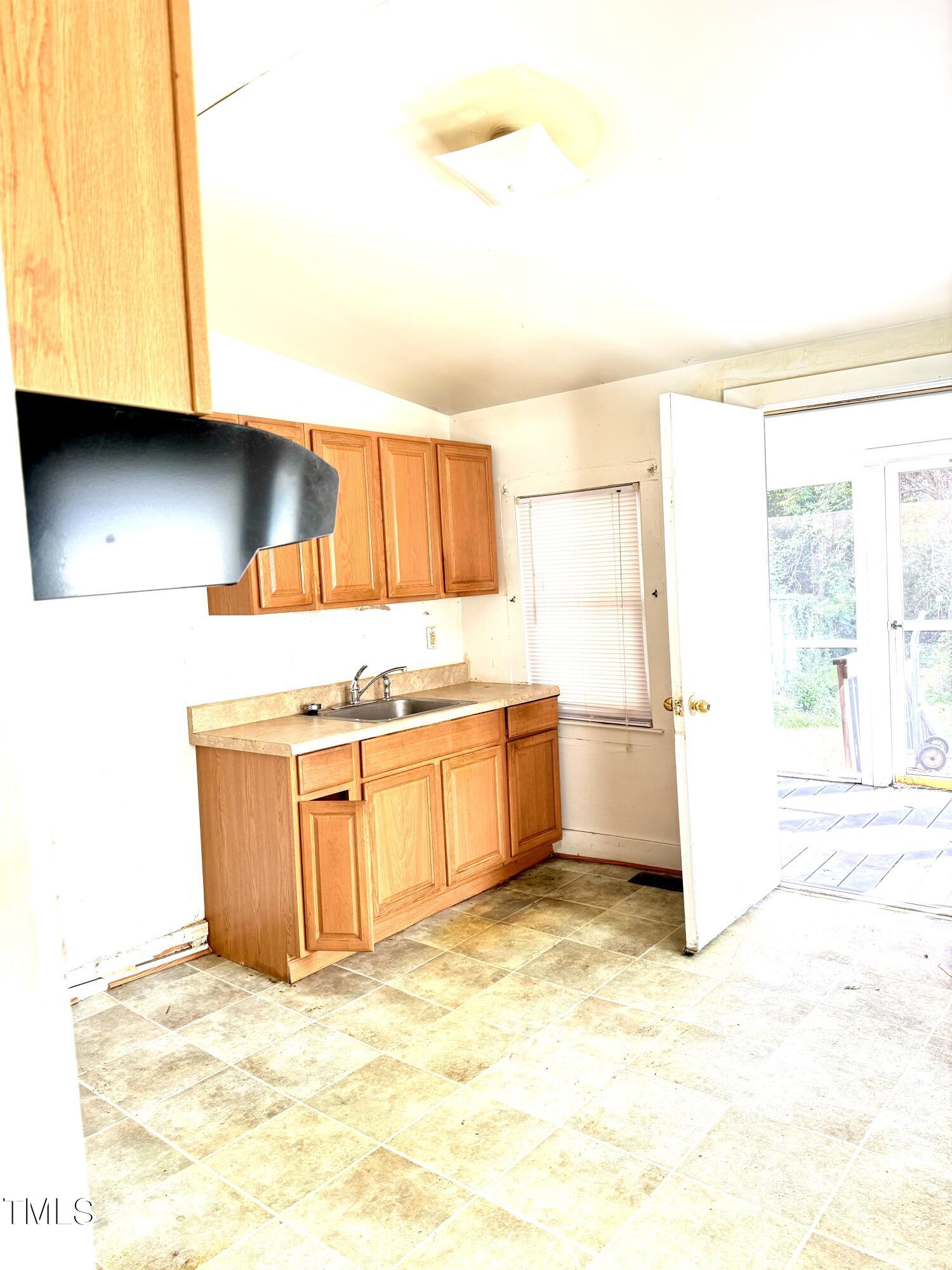 804 Cotton Place Raleigh, NC 27601 - Photo 21 of 23 IMG_3273
