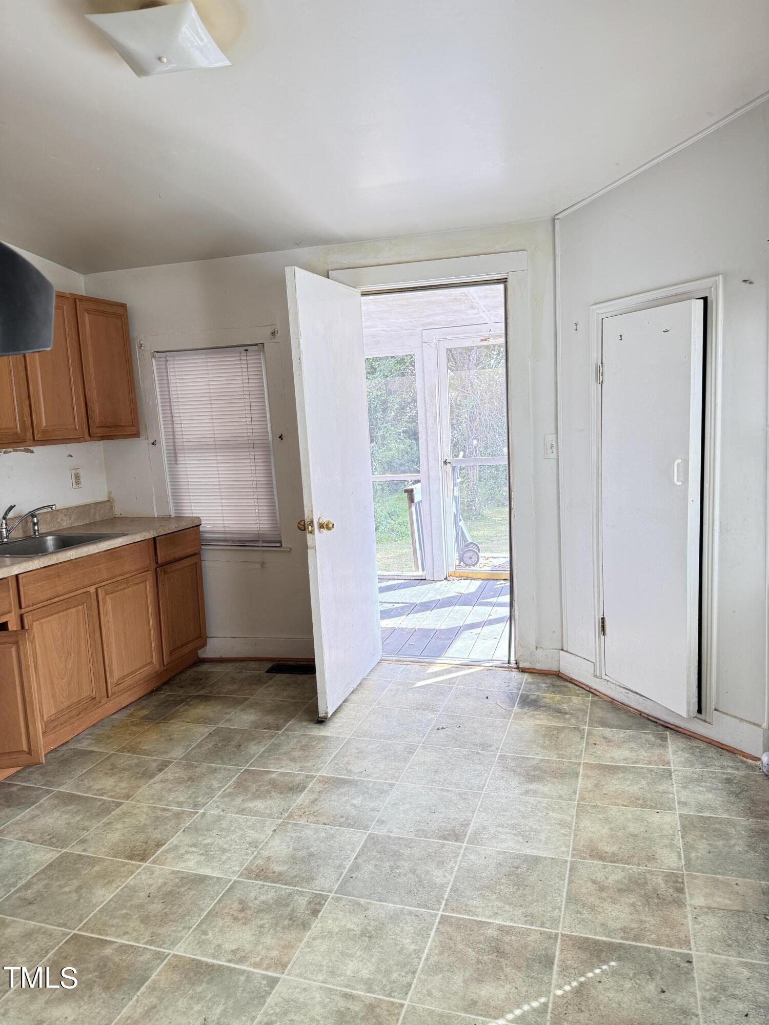 804 Cotton Place Raleigh, NC 27601 - Photo 22 of 23 IMG_3274