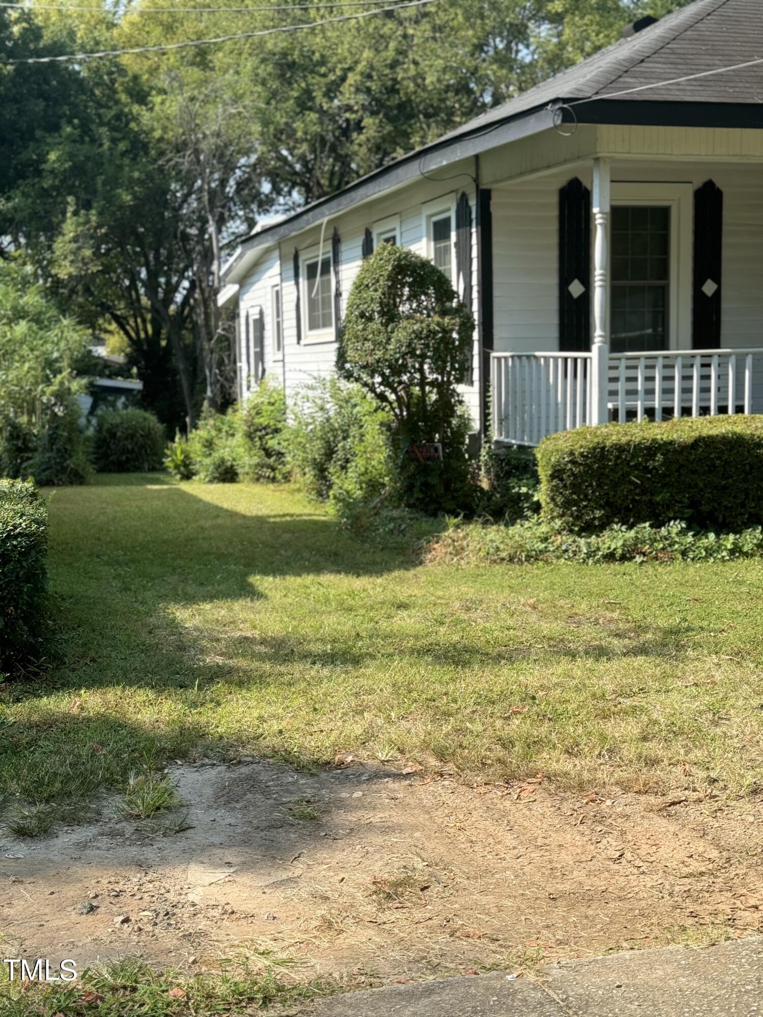 804 Cotton Place Raleigh, NC 27601 - Photo 5 of 23 IMG_3128