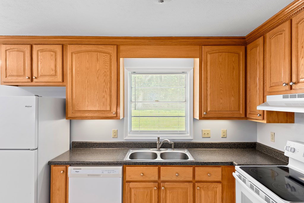 358 Grimes Road Ozark, AL 36360 - Photo 4 of 28