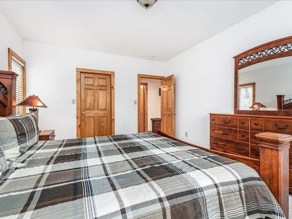 $525,000 | 242 Blackhawk Trace, Galena, IL 61036