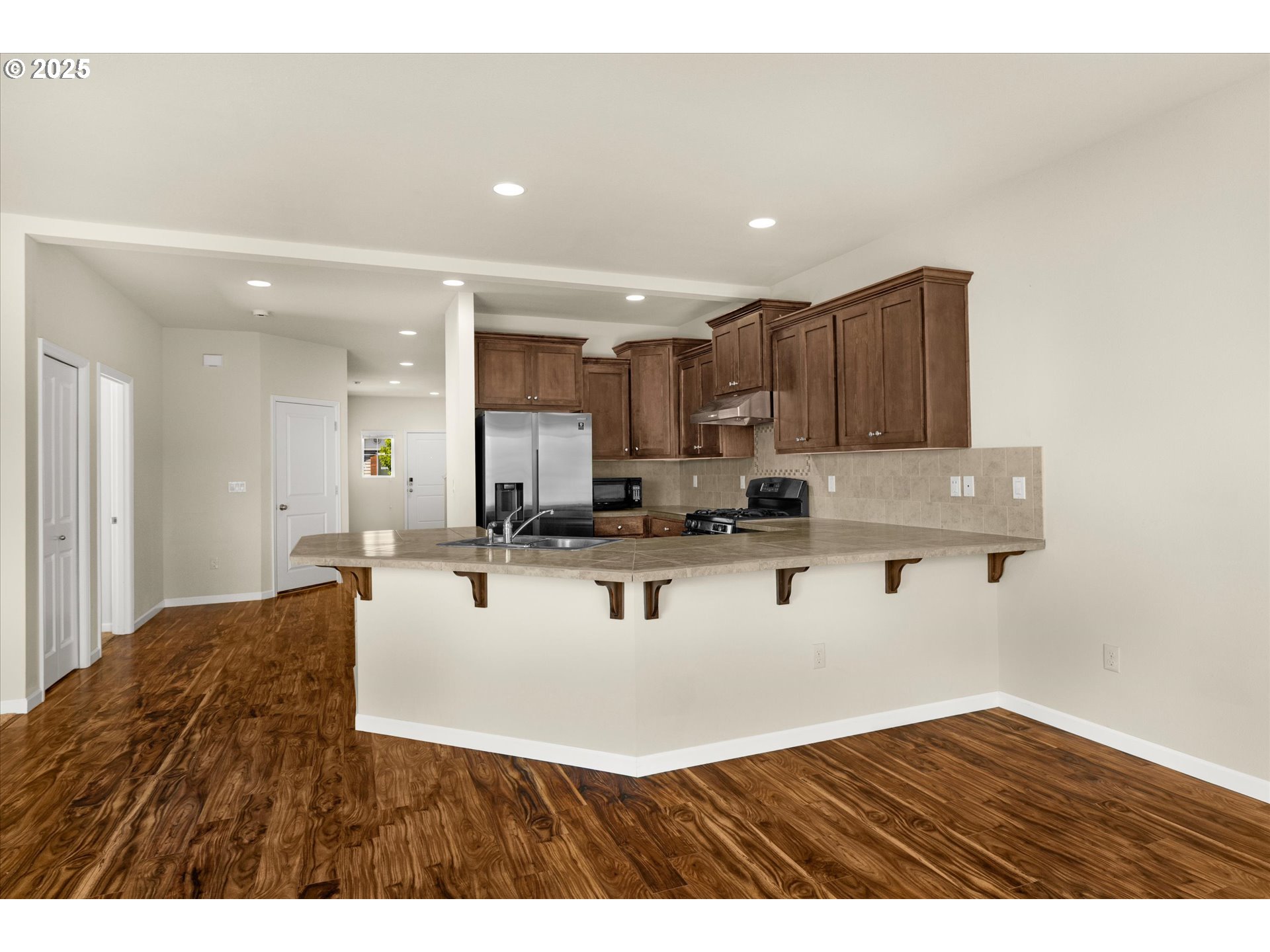 2890 23rd Avenue Northwest Albany, OR 97321 - Photo 6 of 30