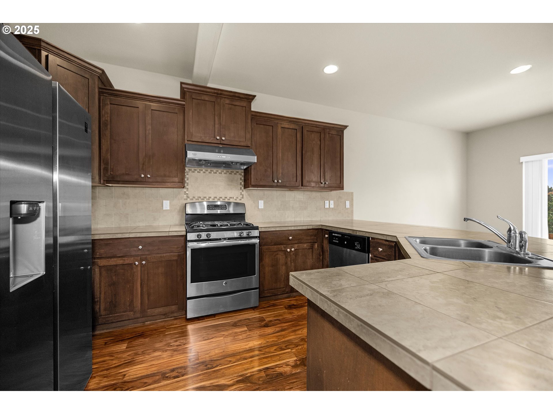 2890 23rd Avenue Northwest Albany, OR 97321 - Photo 8 of 30