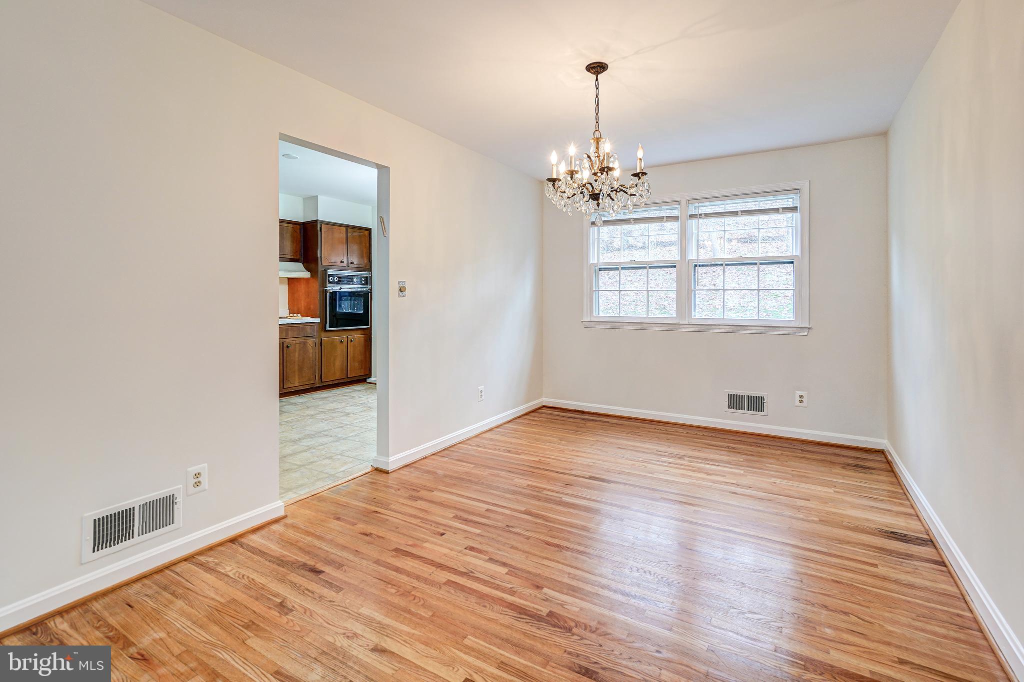 608 Kenbrook Drive Silver Spring, MD 20902 - Photo 11 of 38 Dining Room