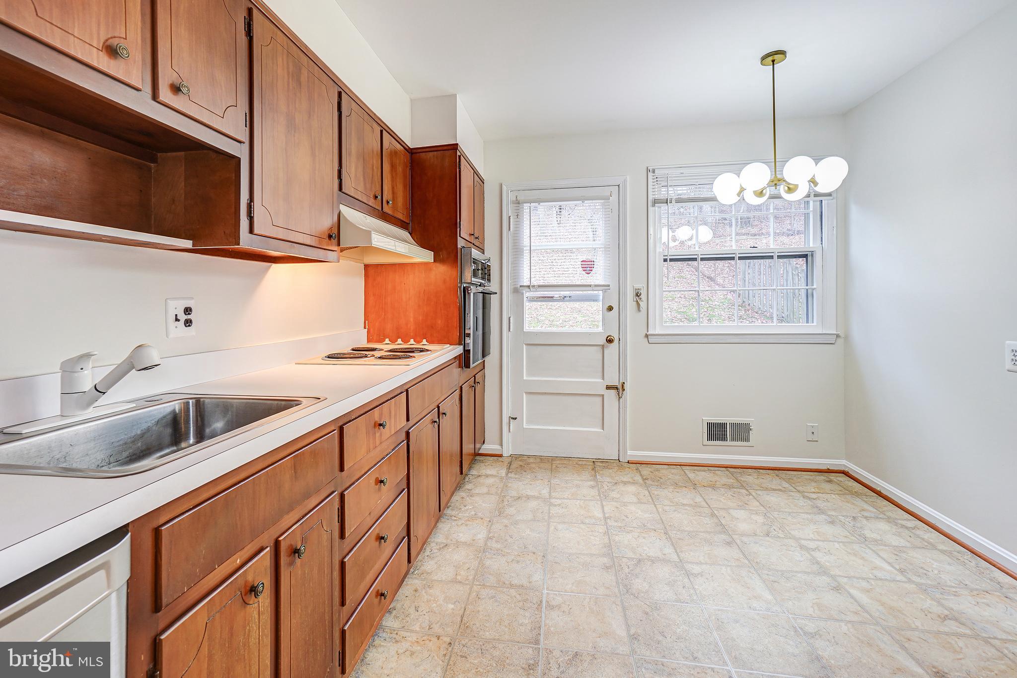 608 Kenbrook Drive Silver Spring, MD 20902 - Photo 18 of 38 Gallery Image 18