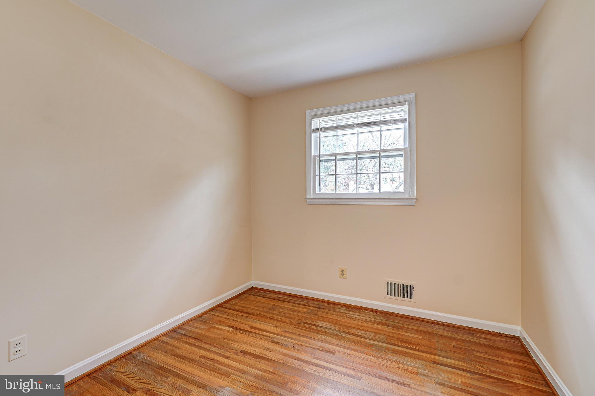 608 Kenbrook Drive Silver Spring, MD 20902 - Photo 22 of 38 Gallery Image 22