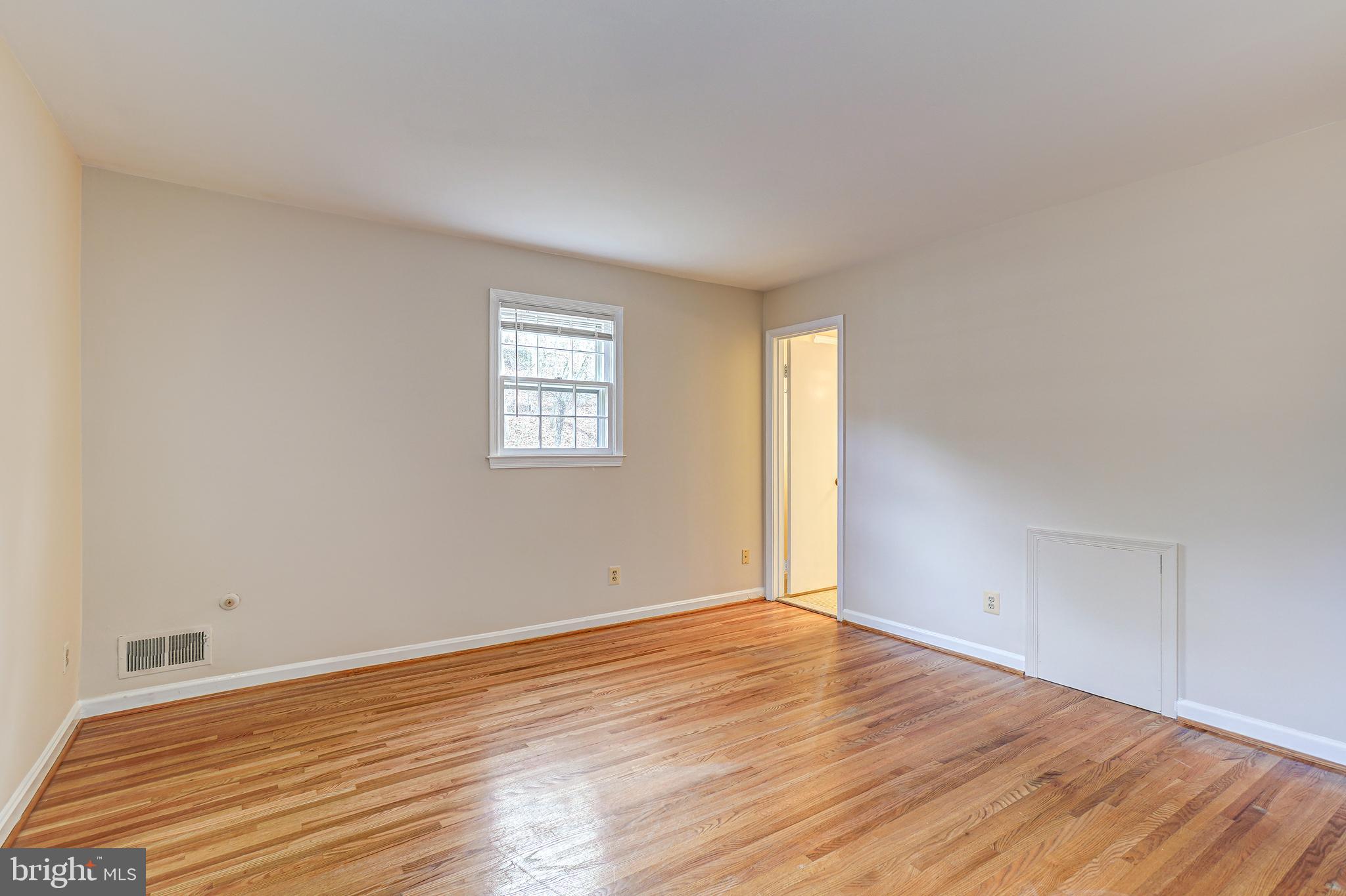 608 Kenbrook Drive Silver Spring, MD 20902 - Photo 27 of 38 Gallery Image 27
