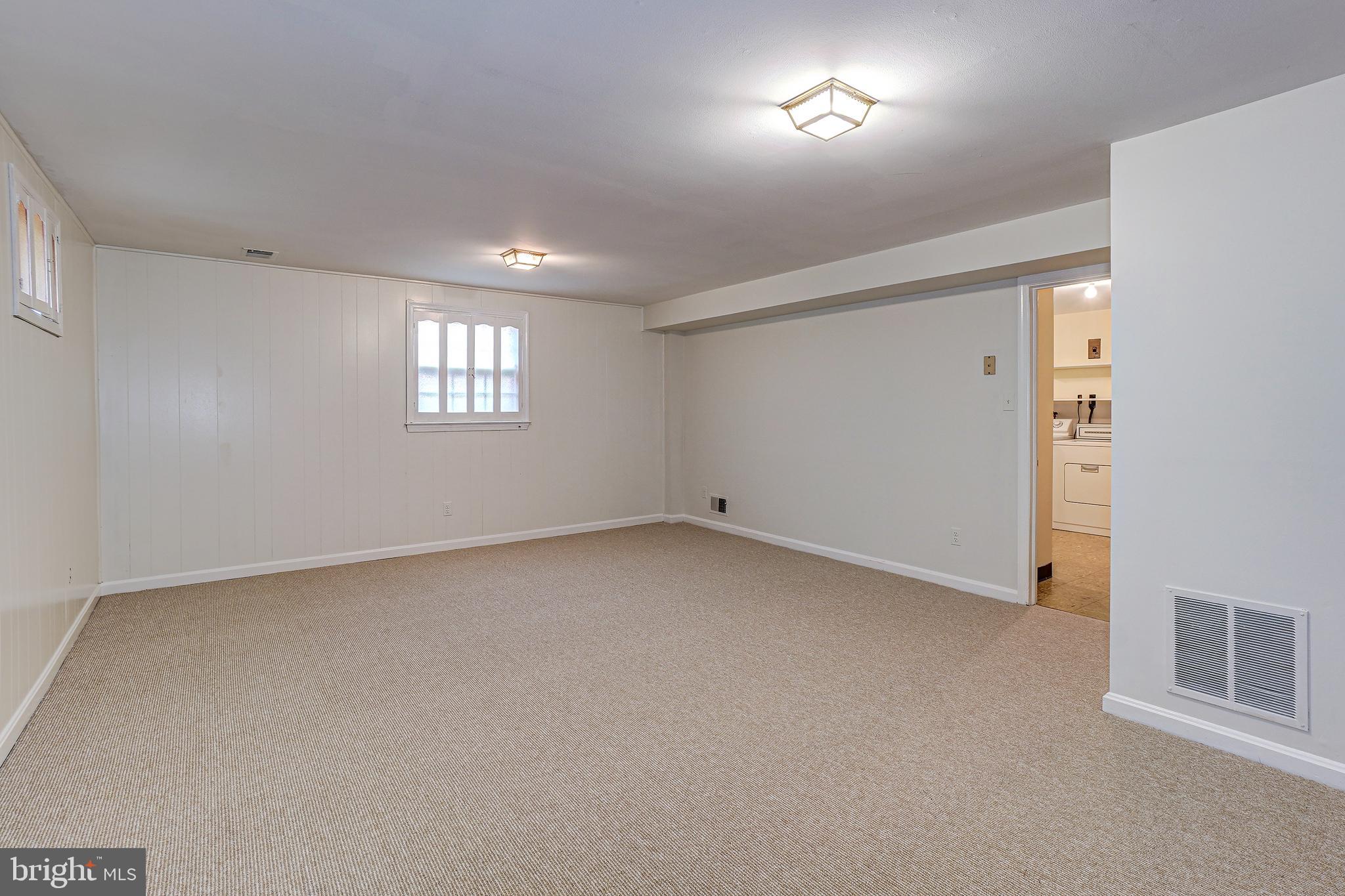 608 Kenbrook Drive Silver Spring, MD 20902 - Photo 32 of 38 Gallery Image 32