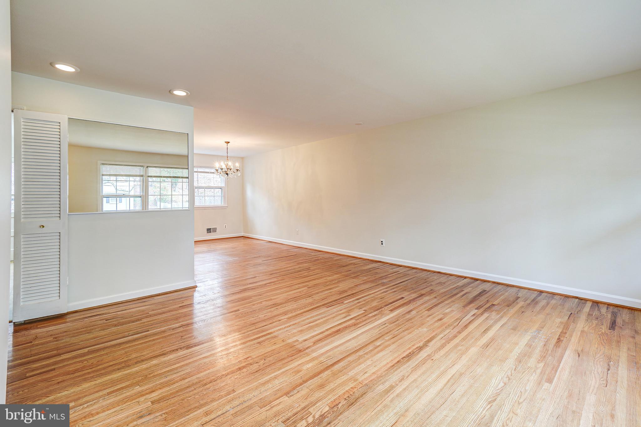 608 Kenbrook Drive Silver Spring, MD 20902 - Photo 9 of 38 Gallery Image 9