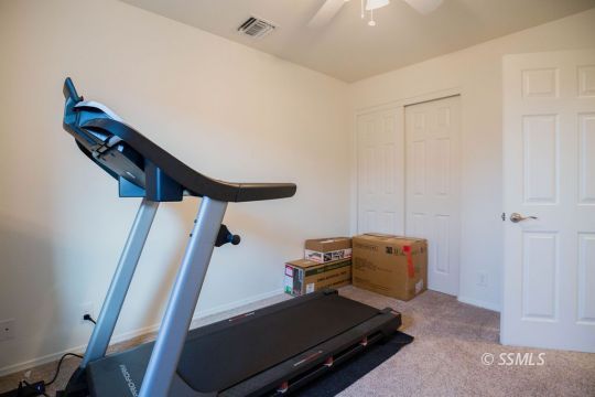 1609 South McCall Street Ridgecrest, CA 93555 - Photo 26 of 33 a room with gym equipment