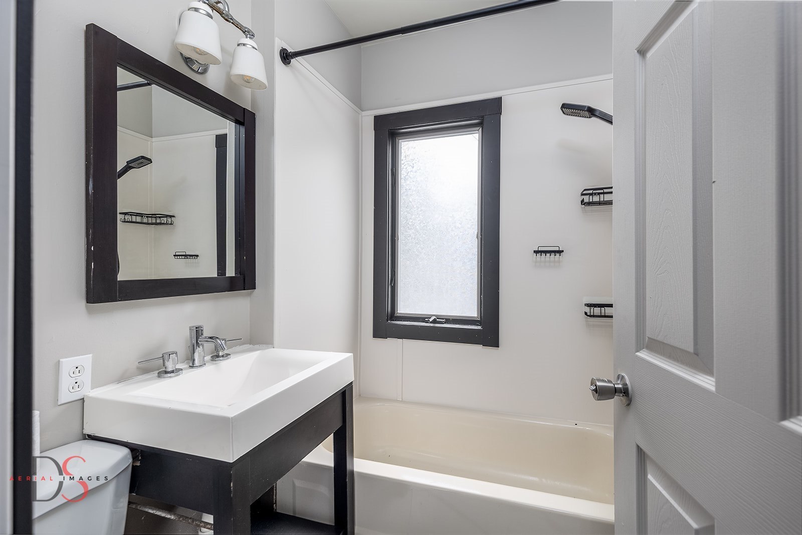 913 Marcy Street Ottawa, IL 61350 - Photo 8 of 23