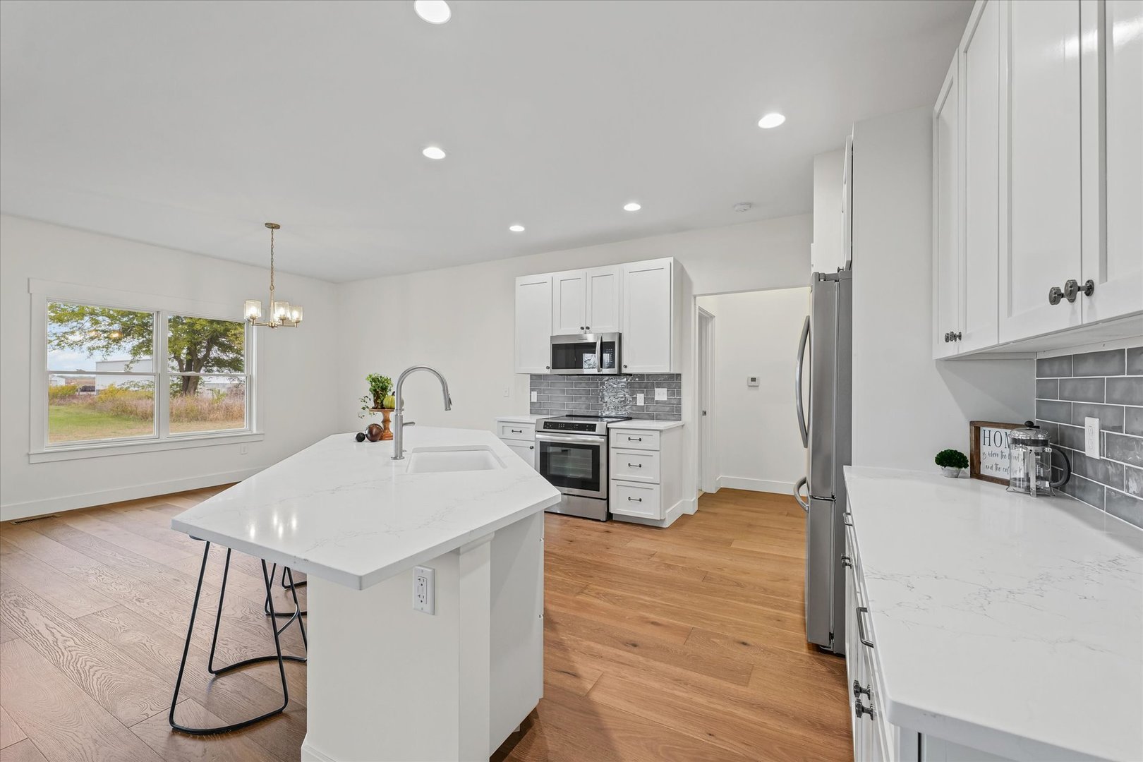 6 Foxtrot Lane Monticello, IL 61856 - Photo 13 of 40