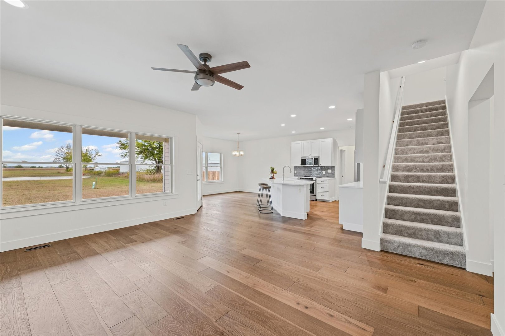 6 Foxtrot Lane Monticello, IL 61856 - Photo 7 of 40