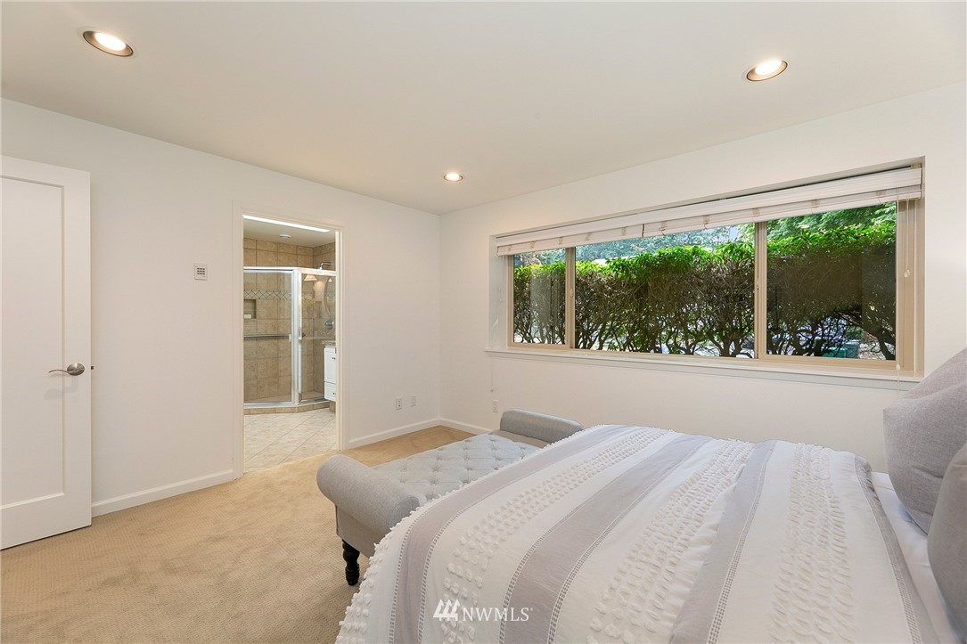13547 Sherman Road Northwest Seattle, WA 98177 - Photo 13 of 40 Gallery Image 13