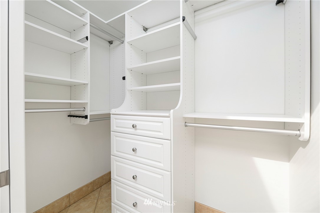 13547 Sherman Road Northwest Seattle, WA 98177 - Photo 15 of 40 Gallery Image 15