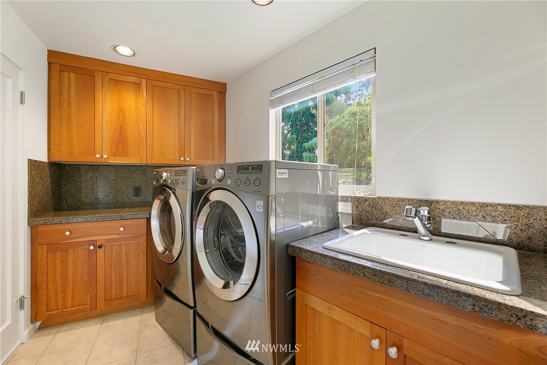 13547 Sherman Road Northwest Seattle, WA 98177 - Photo 21 of 40 Gallery Image 21