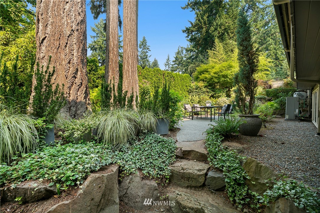 13547 Sherman Road Northwest Seattle, WA 98177 - Photo 33 of 40 Gallery Image 33