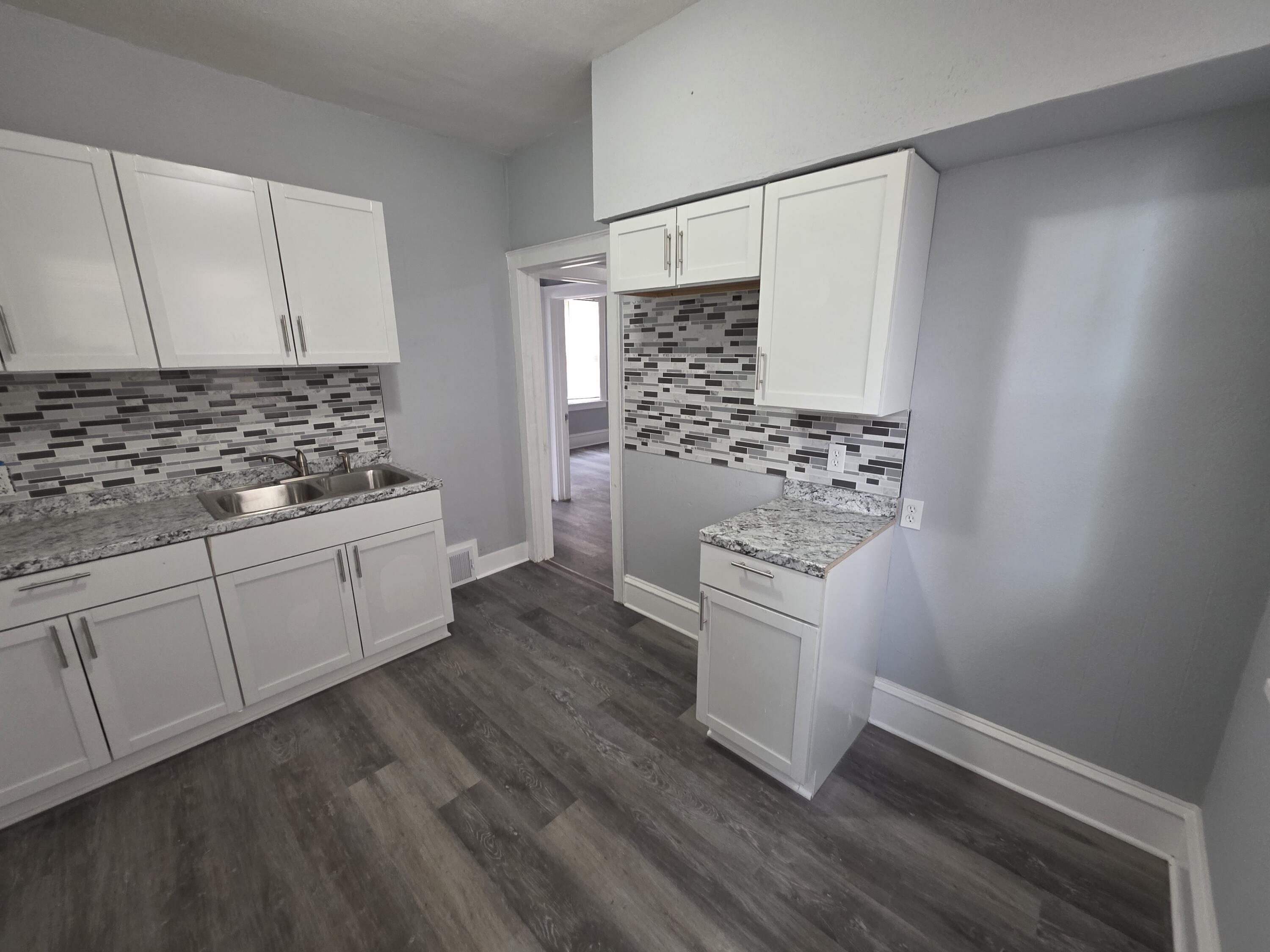 1271 North 43rd Street Milwaukee, WI 53208 - Photo 2 of 17 20260324_125320