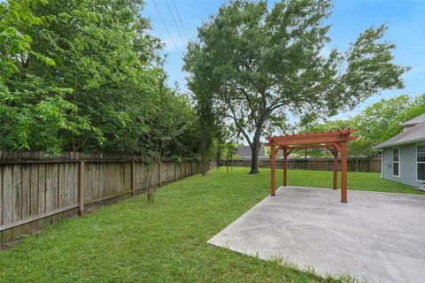 $349,000 | 8811 Tan Oak Circle, Tomball, TX 77375