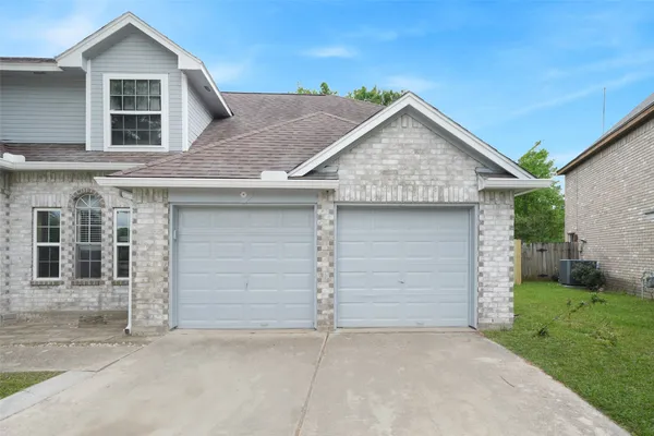 $389,000 | 8811 Tan Oak Circle, Tomball, TX 77375