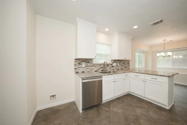 $369,000 | 8811 Tan Oak Circle, Tomball, TX 77375